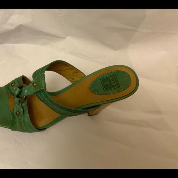 Frye Leather Platform Sandals Heels SZ 7.5 Green Brown Logo Open Toe - Picture 5 of 11